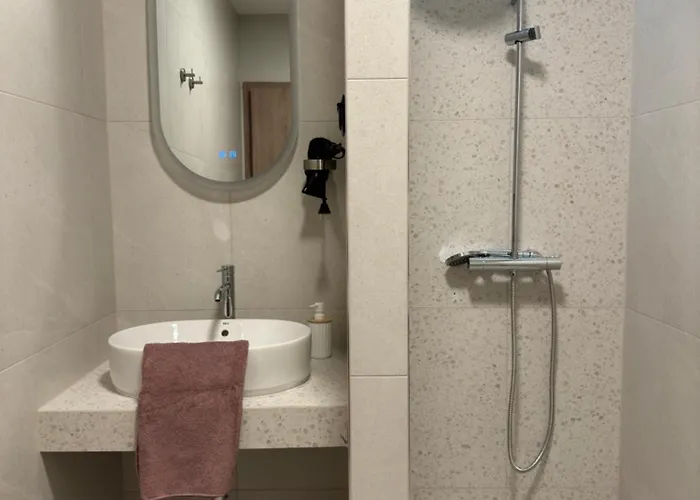 Naluri Ii * Balatonboglár